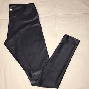 Koral Dark Grey Lustrous Legging